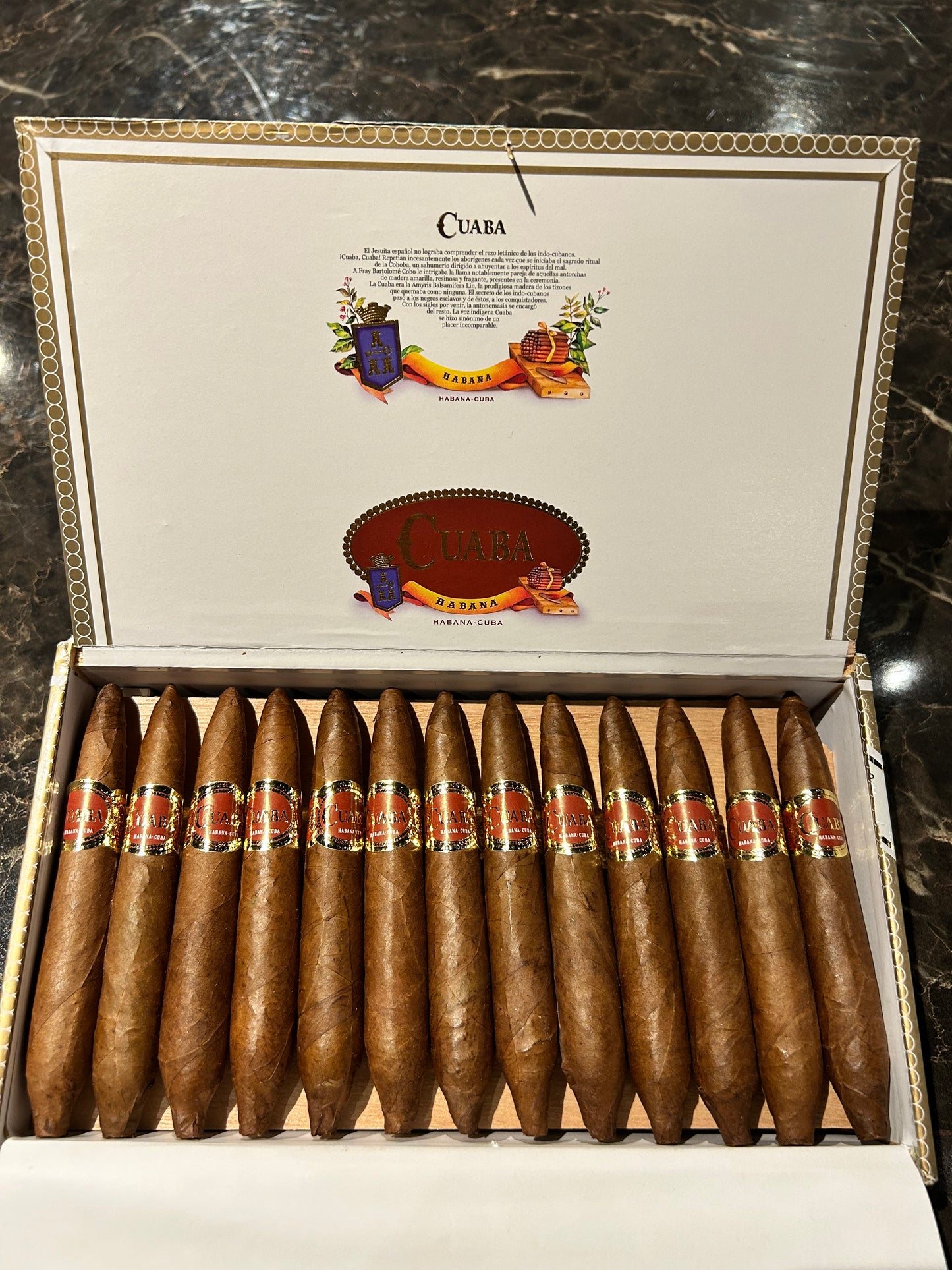 CUABA  TRADICIONALES［クアバ　トラディショナレス］