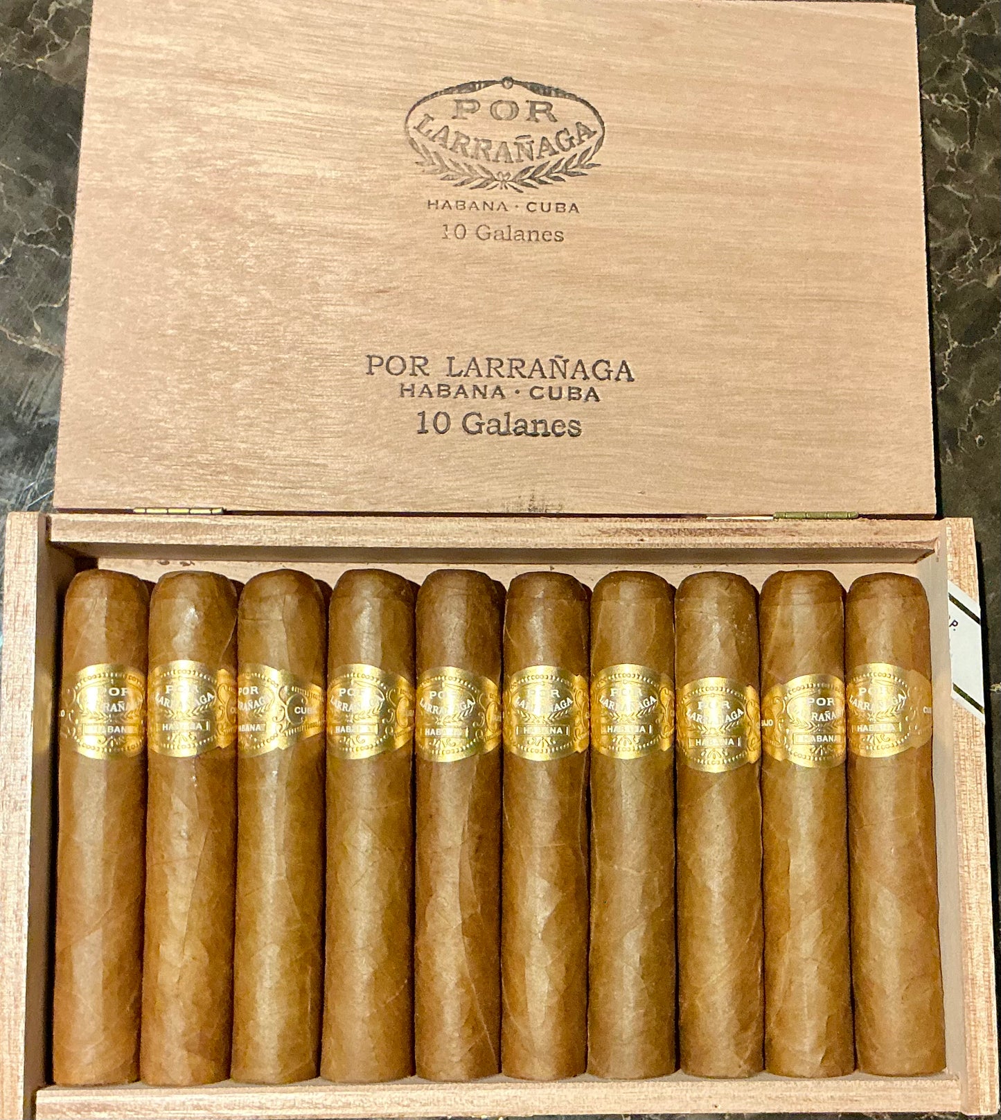 POR LARANAGA GALANES[ポール・ララナーガ ガラネス]