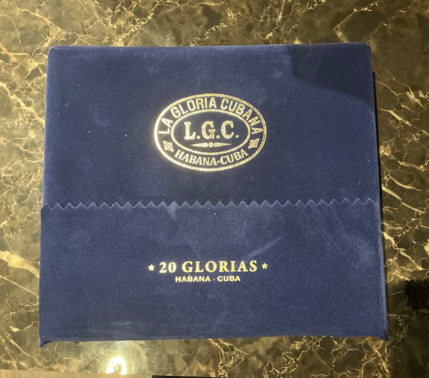 LA GLORIA CUBANA GLOR IAS LCDH［グロリア　キュバーナ　グロリアス　LCDH］