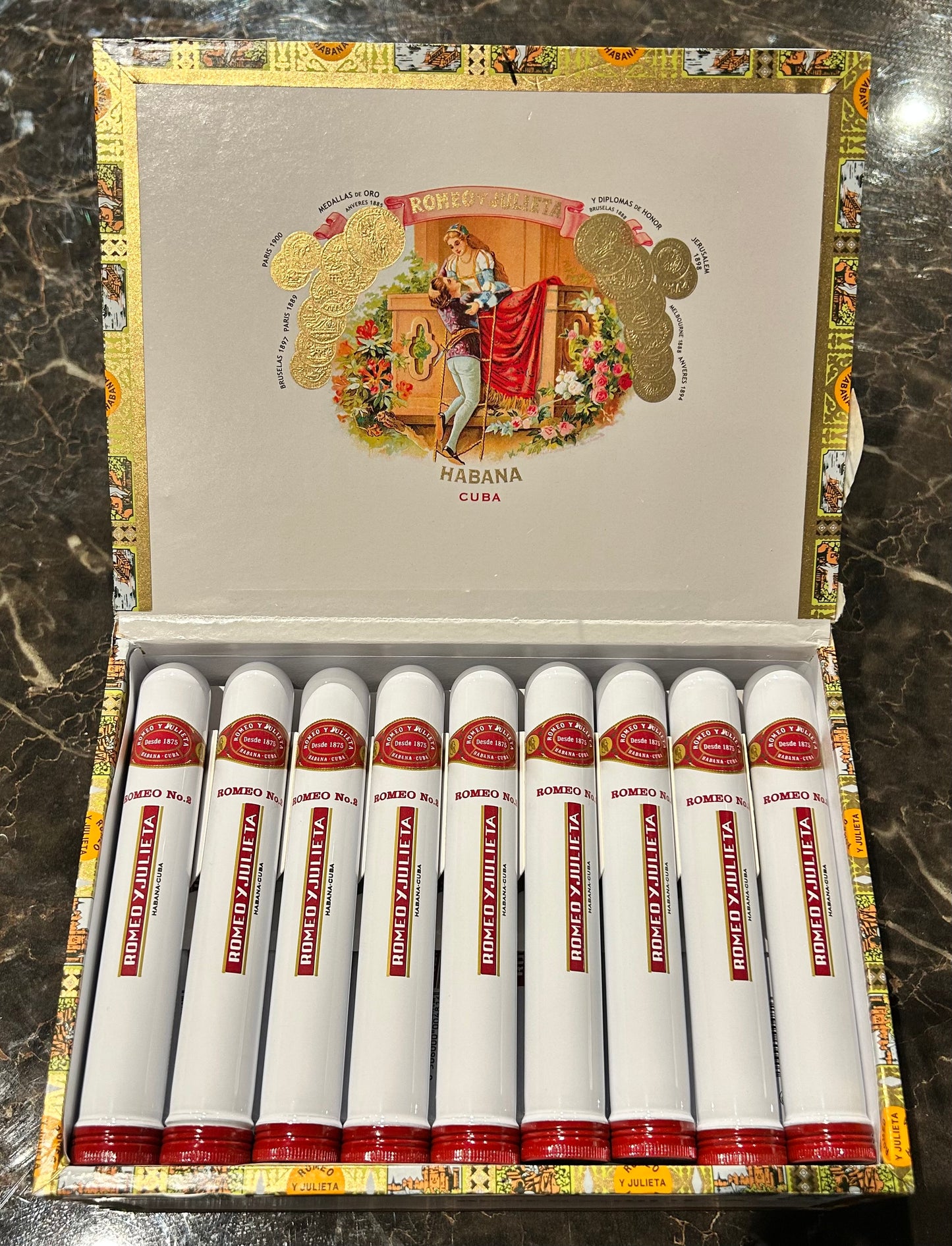 ROMEO Y JULIETA ROMEO NO2［ロメオ　y  ジュリエッタ　ロメオ　No2］