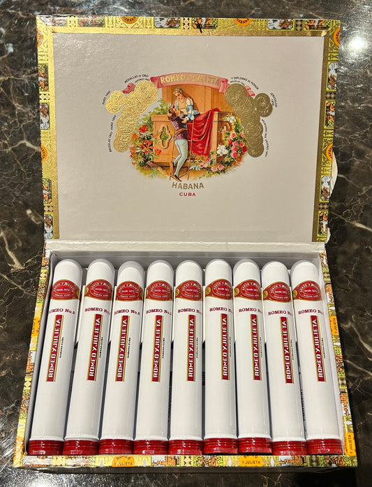 ROMEO Y JULIETA ROMEO NO2［ロメオ　y  ジュリエッタ　ロメオ　No2］